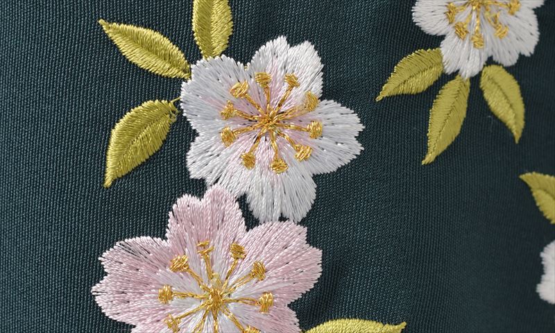 卒業袴（白・花）