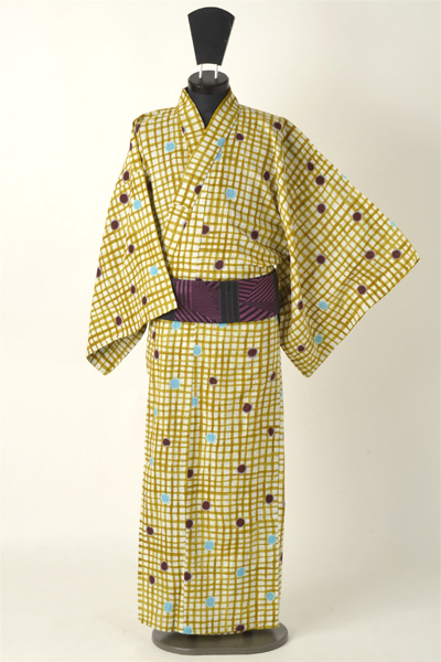 浴衣［168〜178ｃｍ］(黄土色のよろけ格子に水玉模様)
