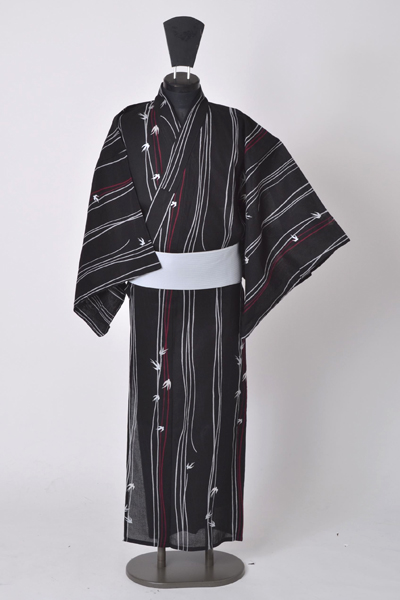 浴衣［175-185cm］（vivi・黒地につばめ模様）